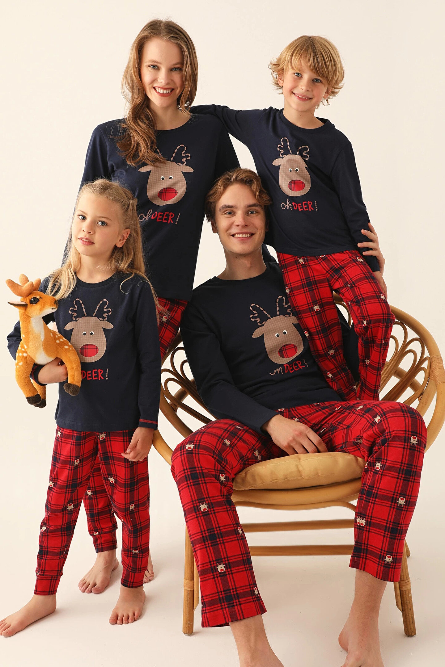 Arnetta Ar2602-G Oh Deer Lacivert Kız Çocuk Uzun Kol Pijama Takım