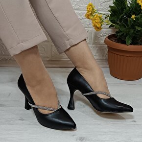 Fiyra 7023 Siyah 8cm Kadeh Topuklu Taşlı Bayan Stiletto Ayakkabı