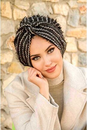 Siyah Çizgili Kışlık Burgu Bone