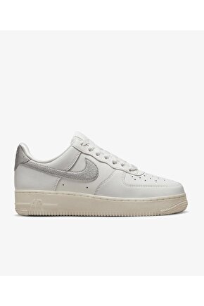 Air Force 1 07 Womens Shoes SummitWhiteSilverSail