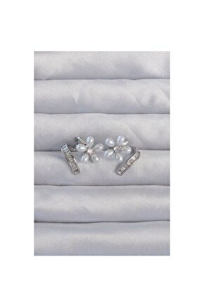 Pirinç Gümüş Renk Zirkon Taşlı Kıvrımlı Inci Çiçek Küpe - Tj-bkp9276