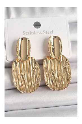 Pirinç Gold Renk Sallantı Kare Plaka Model Kadın Küpe