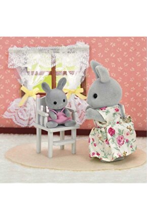 Marka: Sylvanian Families Bebek Mama Sandalyesi 5157 Kategori: Diğer Oyun Takımları