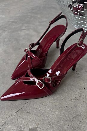 Kadın Bordo Rugan Toka Detaylı Ince Topuklu Stiletto Ayakkabı Nope