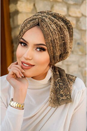 Yılan Derisi Desen Tokalı Bone