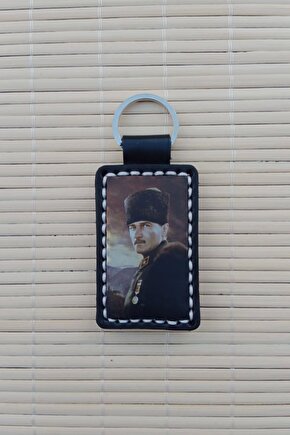 Ataturk Siluetli Ayyildiz Hakiki Deri Hediyelik Anahtarlik
