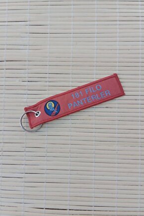 181 filo panterler yazili kirmizi beyaz nakis islemeli bez anahtarlik