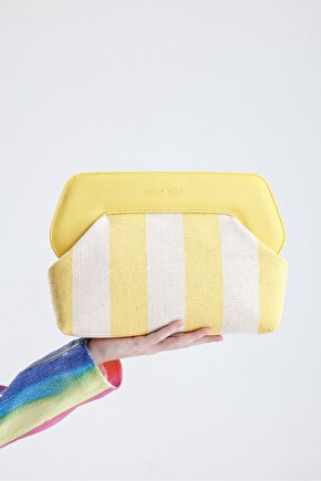 Heybes Kadın Sarı Çizgi Desenli Kanvas Clutch El Çantası