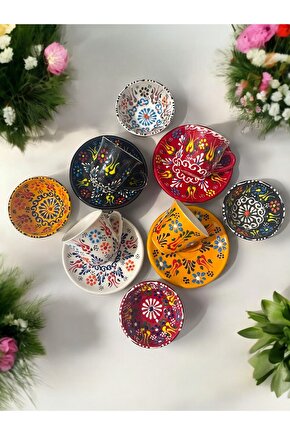Dekoratif 4 Kişilik Şık Lale Çini Tasarımlı Tamamen El Yapımı Kahve Fincanı ve 10 cm Sosluk