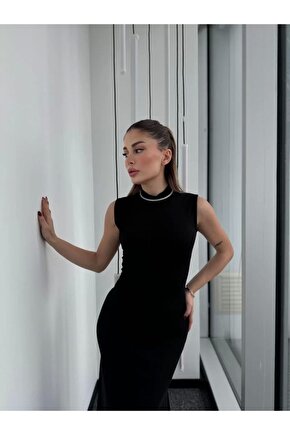 İpeksi Kolsuz Yarım Bogazlı Uzun Elbise- Siyah