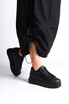Bıana Bağcıklı Ortopedik Taban Kadın Sneaker Spor Ayakkabı Cst - Siyah