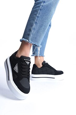 Prag Bağcıklı Ortopedik Taban Desenli Kadın Sneaker Spor Ayakkabı Cbt - Siyah