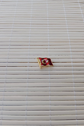 Dalgalanan Bayrak Ceket Yaka İgnesi Yaka Rozet