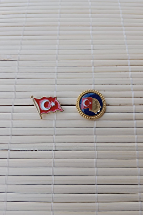 2 Adet Dalgalanan Bayrak Ata Rozeti Sarrafiyeli Taki Ceket Yaka İgnesi Yaka Rozeti