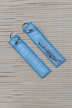 2 Adet F-4e Phantom Remove Before Flight Yazili Mavi Beyaz Nakis İslemeli Bez Anahtarlik