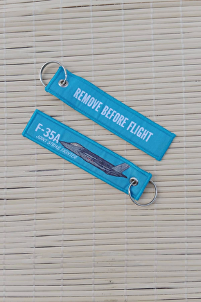 2 Adet F-35 A Remove Before Flight Joint Strike Fighter Yazili Mavi Beyaz Nakis İslemeli Bez Anahtarlik