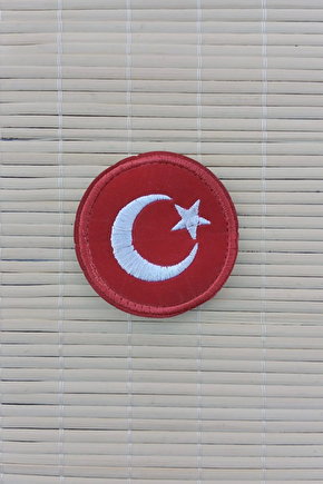 Kirmizi Kadife Yuvarlak Zemin Ayyildiz Nakis İslemeli Arma Patch Pec