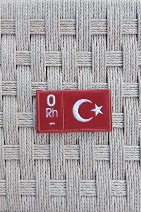 Kirmizi Kadife Zemin Beyaz Nakis İslemeli 0 Rh - Kan Gruplu Arma Patch Pec