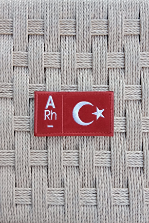 Kirmizi Kadife Zemin Beyaz Nakis İslemeli A Rh - Kan Gruplu Arma Patch Pec