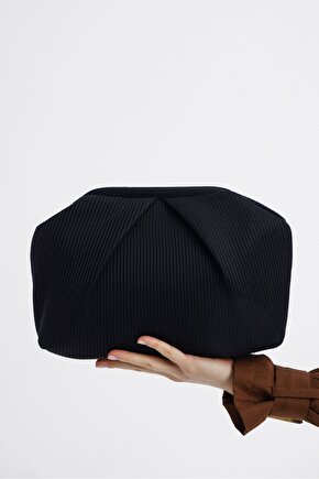 Kadın Siyah Piliseli Clutch El Çantası