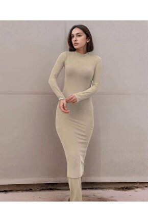 Kadın Yarım Balıkçı Yaka Süet Kumaş Fırsat Ürün Midi Boy Elbise