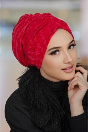 Kırmızı Kışlık Büzgülü Bone