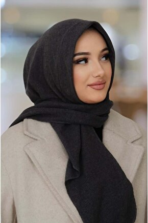 Siyah Kapüşonlu Çıtçıtlı Şal