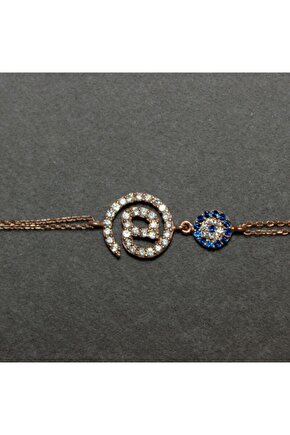 Kadın Kuyruklu A Bileklik