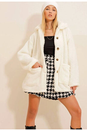 Kadın Uzun Kollu Cep Ve Düğme Detay Wellsof Kumaş Peluş Hırka