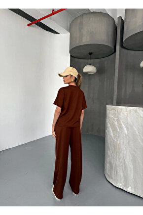 eyesof Osy Modal Yumuşak Dokulu Kumaş Kısa Kollu Bluz Rahat Pantalon Ikili Takım- Kahverengi