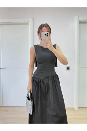 Gökyüzü Moda Arkası Kanatlı Uzun Elbise- Siyah