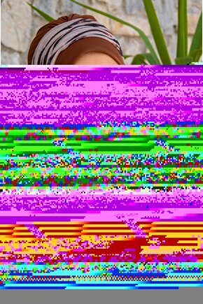 Karamel Zebra Fularlı Bone