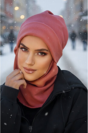 Gülkurusu Maskeli Bere