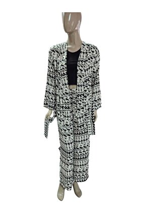 Kadın Siyah-Beyaz Çizgili Desenli Salaş Takım (Kimono Ceket + Bol Paça Pantolon)