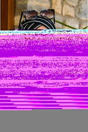 ŞANS GETİRDİĞİNE İNANILAN , UĞURLU TUKAN KUŞU.