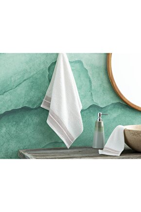 Arıanna Pamuklu Brodeli Yüz Havlusu 50x70 Cm Ekru