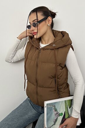 Kadın Kapüşonlu Kısa Şişme Yelek – Dolgulu, Kışlık, Spor Günlük, Su itici