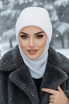 Kırık Beyaz Fitilli Maskeli Bere