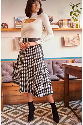 Beli Lastikli Kazayağı Desen Süet Scuba Etek.