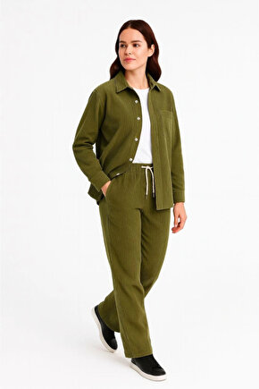 Kadife Oversize Takım – Gömlek Ve Pantolon İkili Set Füme Corduroy Şıklığı, Rahat Ve Zarif Duruş Yum