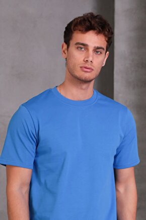 Erkek Relax Fit Bisiklet Yaka %100 Pamuk Rahat Kesim Basic Tişört