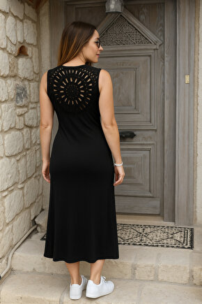 EQURİ Kadın Askılı Yuvarlak Yakalı Yandan Yırtmaçlı Arkası Dantel Detaylı Viskon Elbise