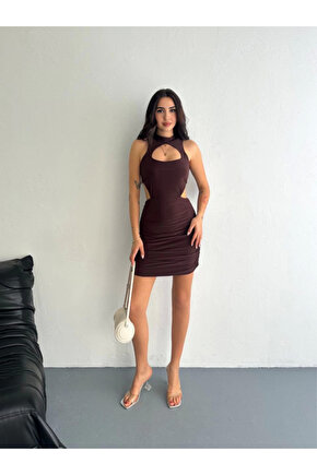 Göğüs Ve Yanlar Dekolteli Kolsuz Boy Elbise - Kahverengi