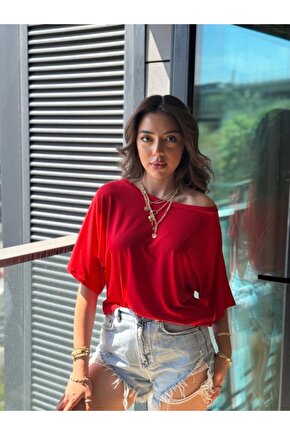 Kadın Tek Omuzu Açık Kısa Kollu Salaş Viskon Bluz