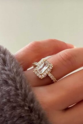 Baget Taşlı Tek Taş Gold Yüzük