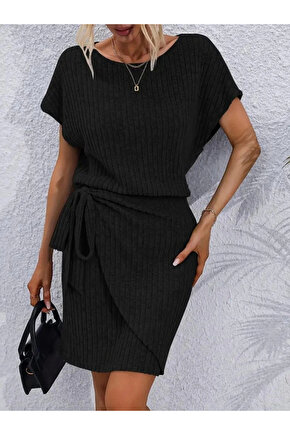 Kadın Kısa Kollu Yakası Açık Belden Lastikli Yandan Bağlamalı Kalın Fitilli Kaşkorse Elbise
