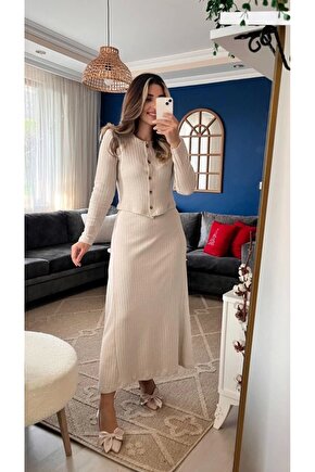 Kadın Uzun Kollu önden Düğmeli Bluz Ve Yüksek Bel A Kesim Uzun Etek şardonlu Kaşkorse Ikili Takım