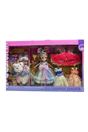 Aksesuarlı Yanqıer Kolleksiyon Bebek 3969