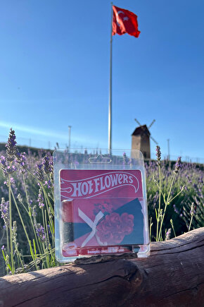 Hot Flowers Kırmızı Çiçek Buketi Sevgiliye Hediye Özel Tasarım Koleksiyonluk Mini Buket Aksesuar