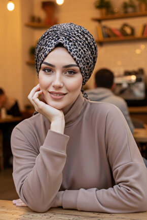 Vizon Siyah Leopar Desen Tokalı Bone